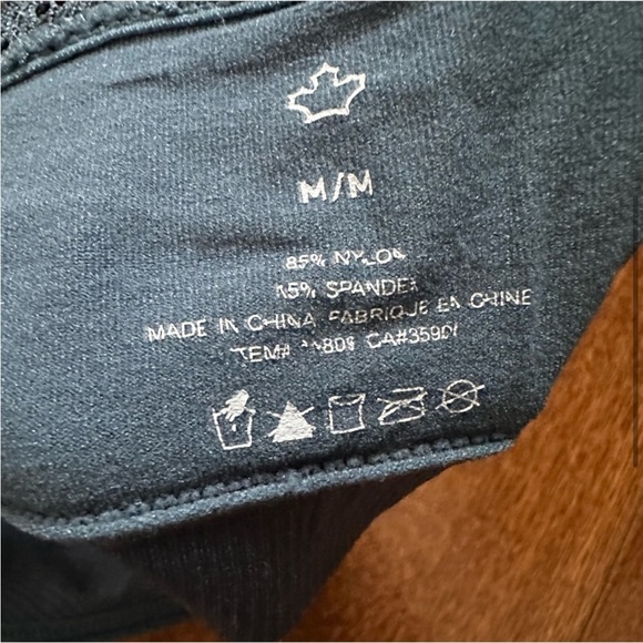 Padded lace racerback bralette - Picture 4 of 7